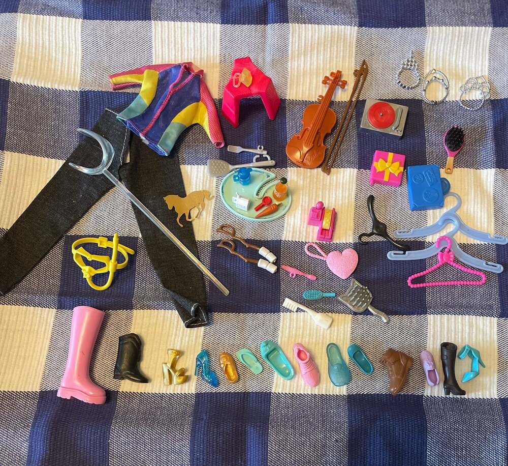 Vintage Barbie Doll &‎ Disney Clothing and Accessories Restoration Lot
